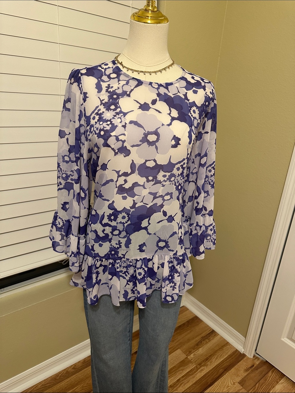 Michael Kors Purple and White Floral Ruffle Hem Blouse Size L